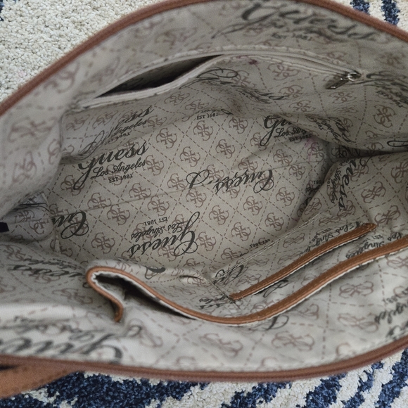 Vintage Guess Brown Textured Shoulder Bag Gold Details - Picture 8 of 14